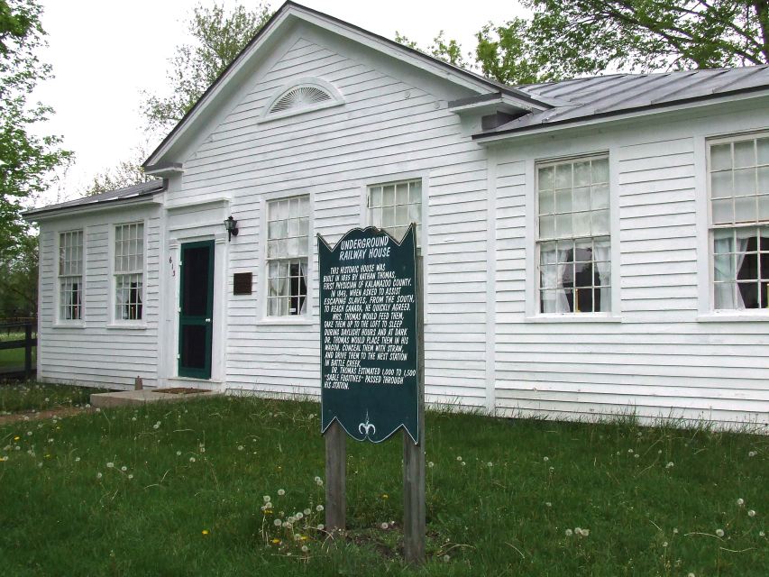 More Than 1000 Escaping Slaves Stopped for Support in this Schoolcraft, Michigan House