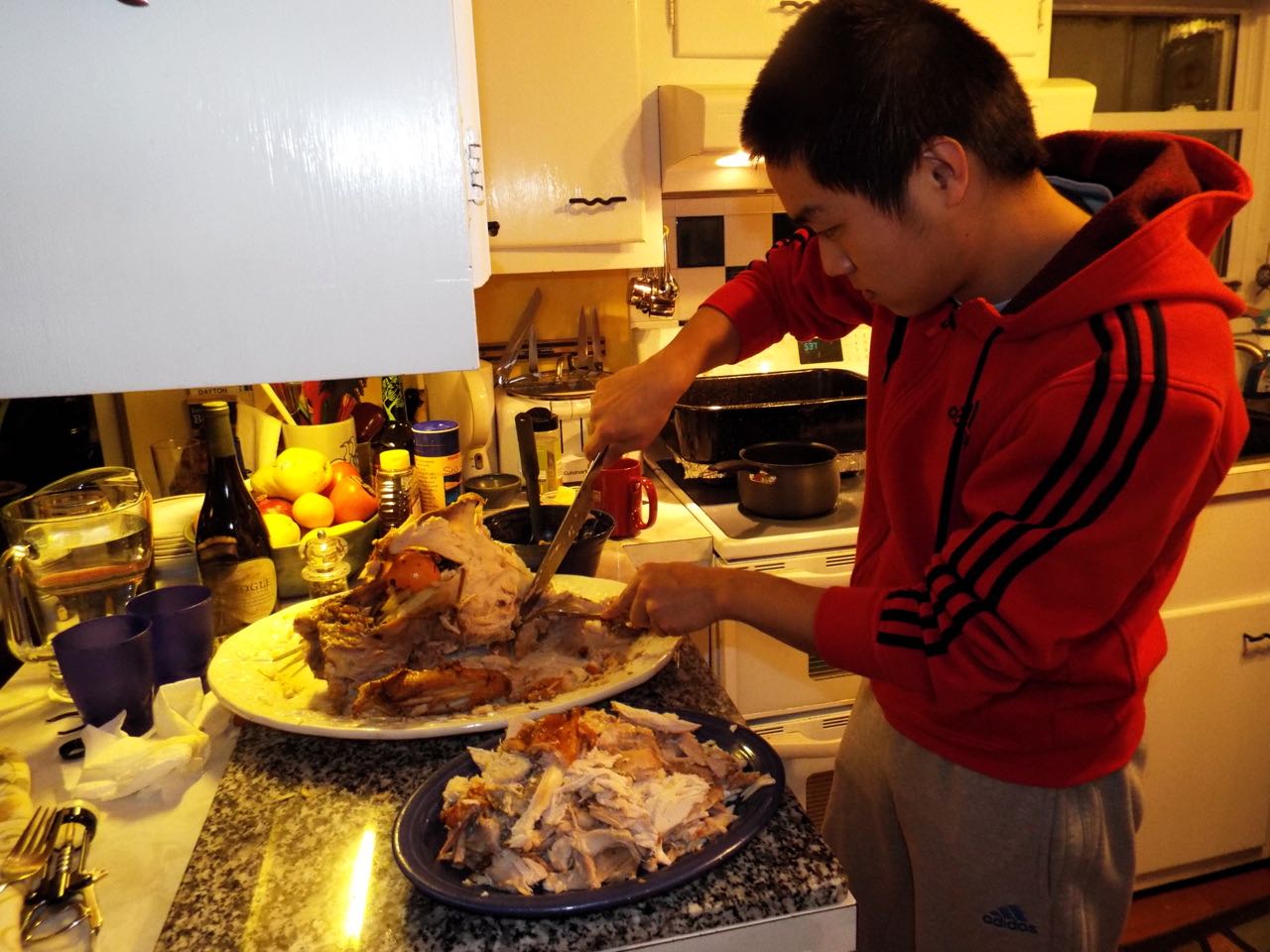 After Dinner, Rui Carved Turkey to Share